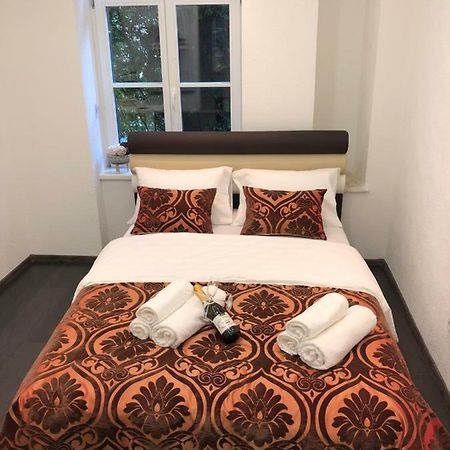Antwerp Apartments サラエヴォ エクステリア 写真